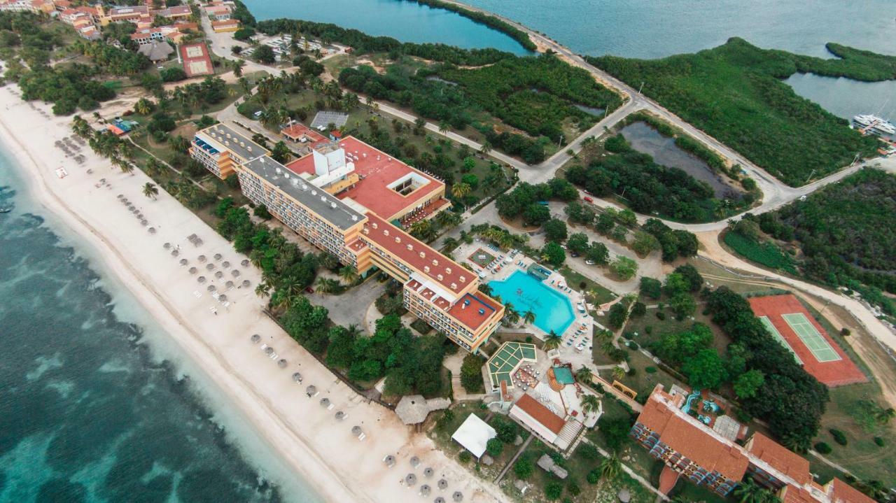 Hotel Club Amigo Ancon Playa Ancon エクステリア 写真